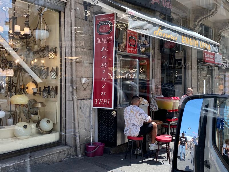 Dönerci Engin'in Yeri - 1