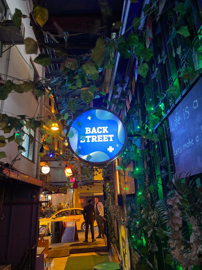 Back Street Club & Rooftop Bar Taksim - 3