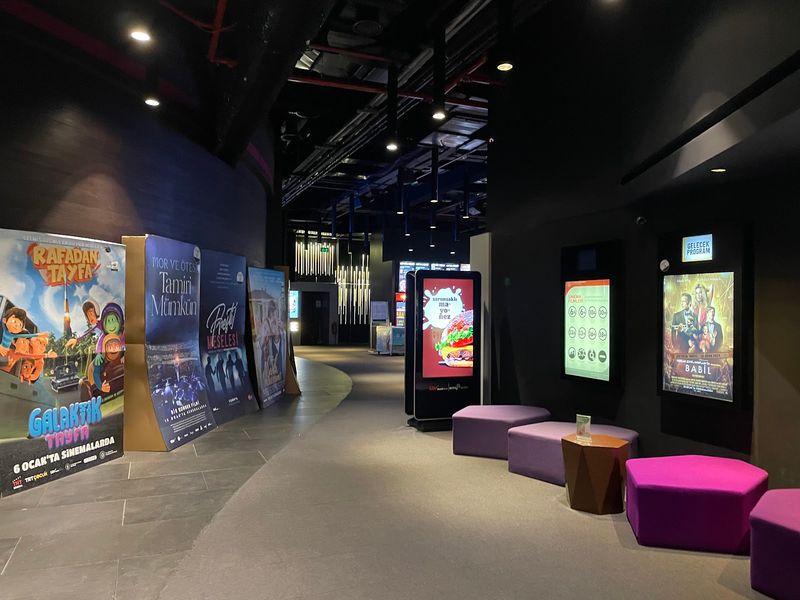 Cinemaximum Kanyon - 3