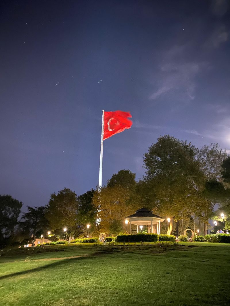 Büyük Çamlıca Tepesi - 2