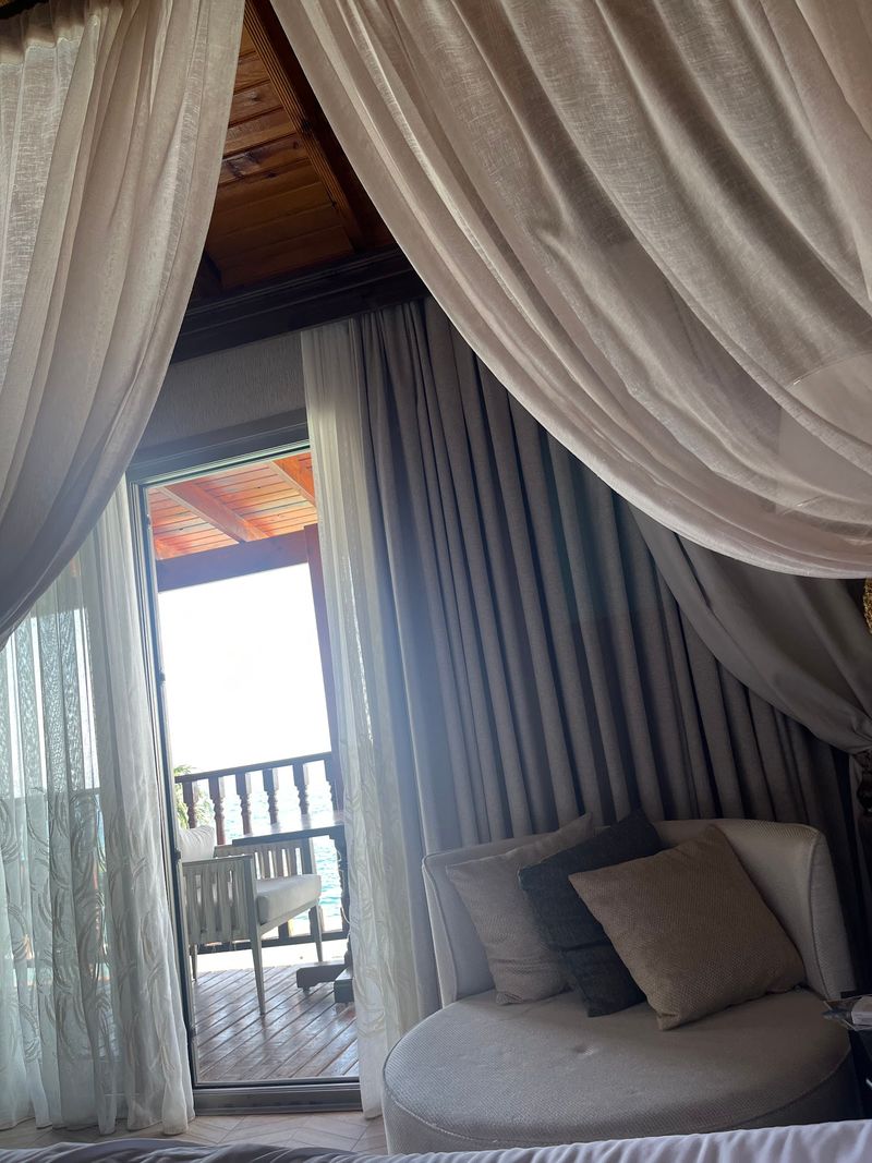 Les Ambassadeurs - 2